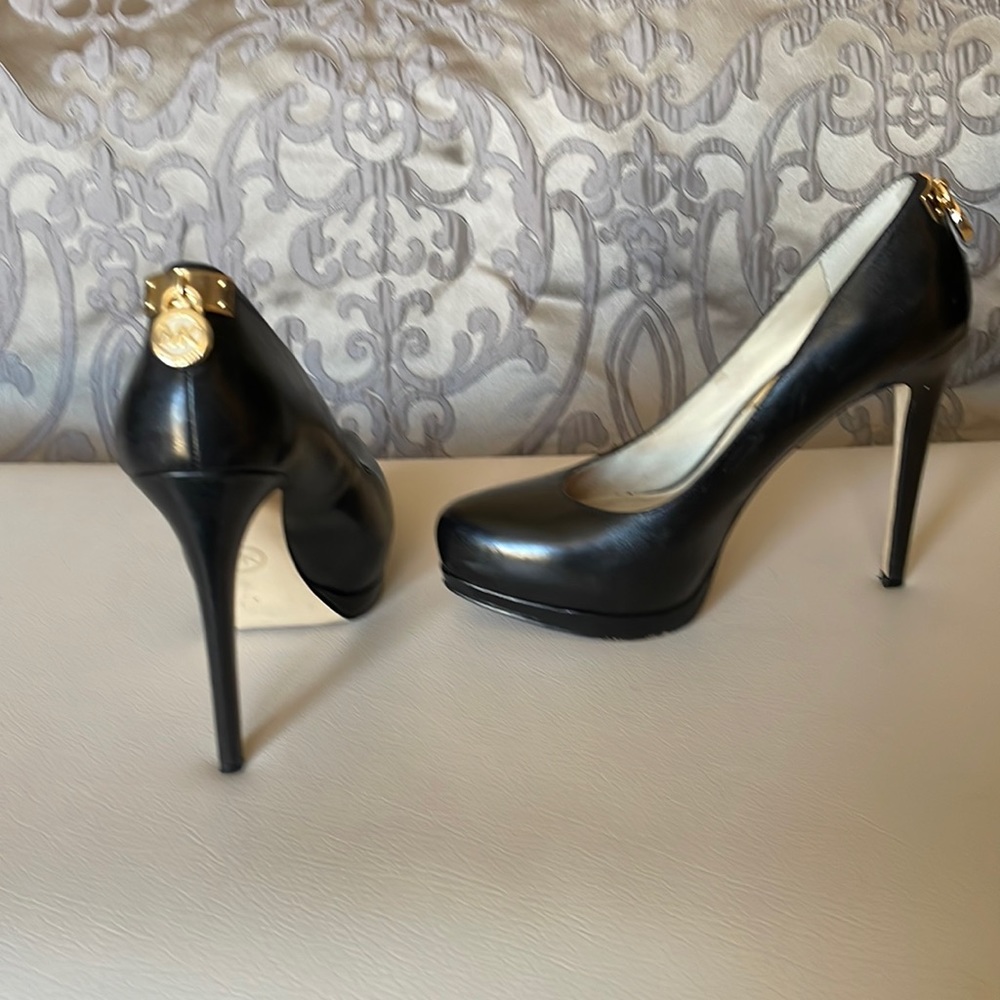 MICHAEL Michael Kors platform heels